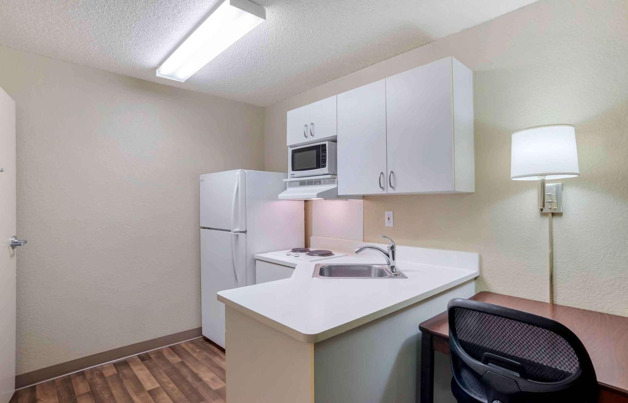 Extended Stay America Suites - Huntsville - Us Space And Rocket Center Ngoại thất bức ảnh